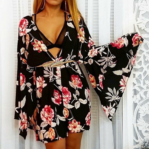 (ST. LUCIA) FLORAL KIMONO - Picture 3 of 5